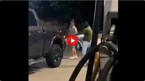 You kick my truck - I shoot your face - Road rage off the rails Brazilian style
