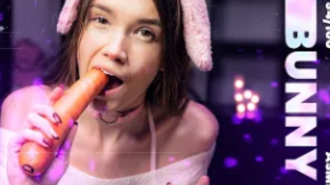 Roleplay ASMR Bunny Eating Carrot Rabbit Kawaii