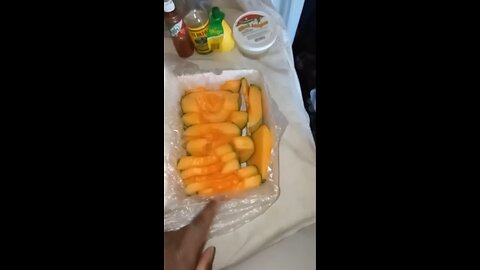 Live from prison eating fruit