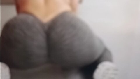 Twerk jiggle