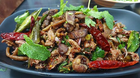 Crispy Duck Salad - Cooking