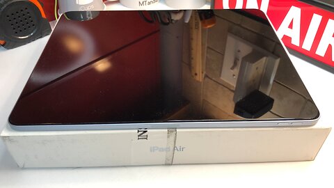 UnBoXing an Open BoX Apple 13” inch iPad Air M2 chip Built for Apple Intelligence Wi-Fi 1TB Blue