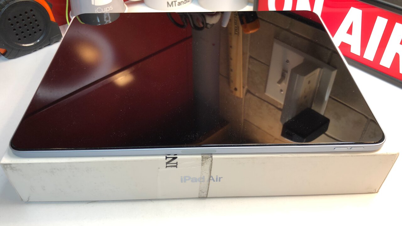 UnBoXing an Open BoX Apple 13” inch iPad Air M2 chip Built for Apple Intelligence Wi-Fi 1TB Blue