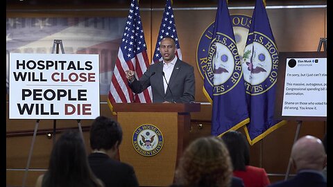 Profiles in Courage Hakeem Jeffries Completely Avoids Question on Mamdani's Dubious