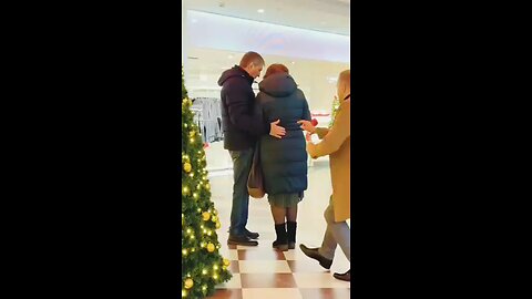 in Christmas propose her wife