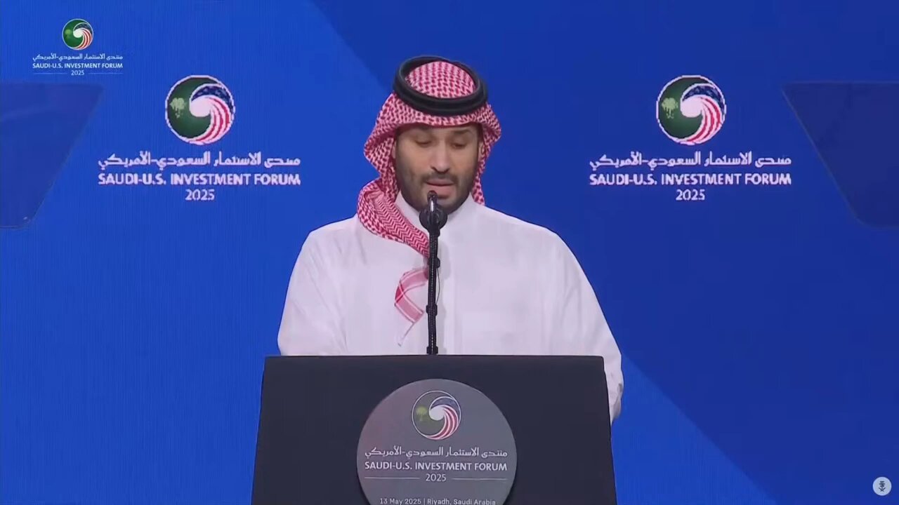 (FULL) US President Donald Trump arrives in Riyadh