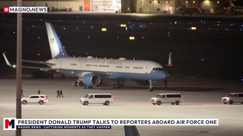 🇺🇸 Donald Trump talks to reporters aboard Air Force One after weekend break at Mar-a-Lago [LIVE]