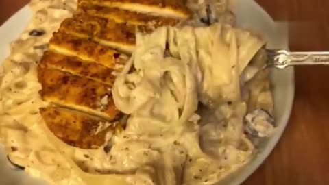 Restaurant style fettuccine Alfredo ❤️