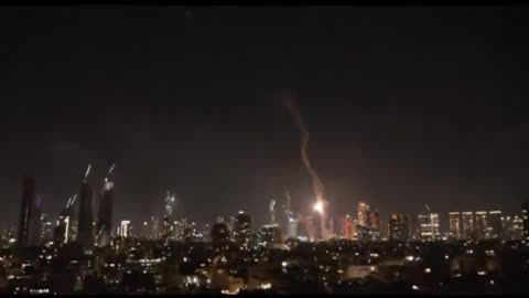 Iranian hypersonic Missile strikes Tel Aviv, Israel