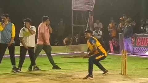 Cricket: Born in England, Murdered in Indian Gullies! ⚰️😂 | #shorts #Cricket #IndianGullyCricket