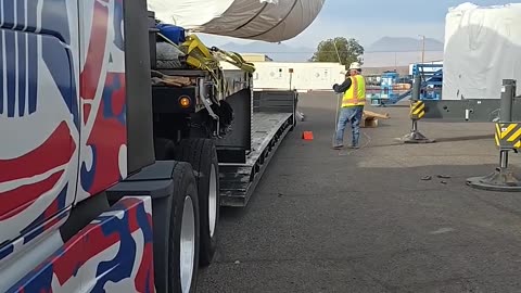 SAFETY STUPID #truckesvlogs #truckdriver #ourtruckinglife #trucking #longhaultrucker