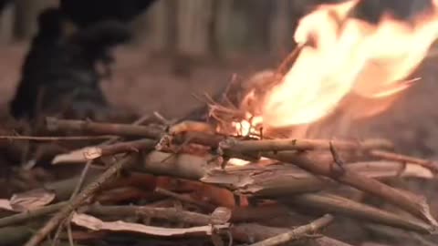 Steel wool, battery, tinder, ready to go fire 🔥
