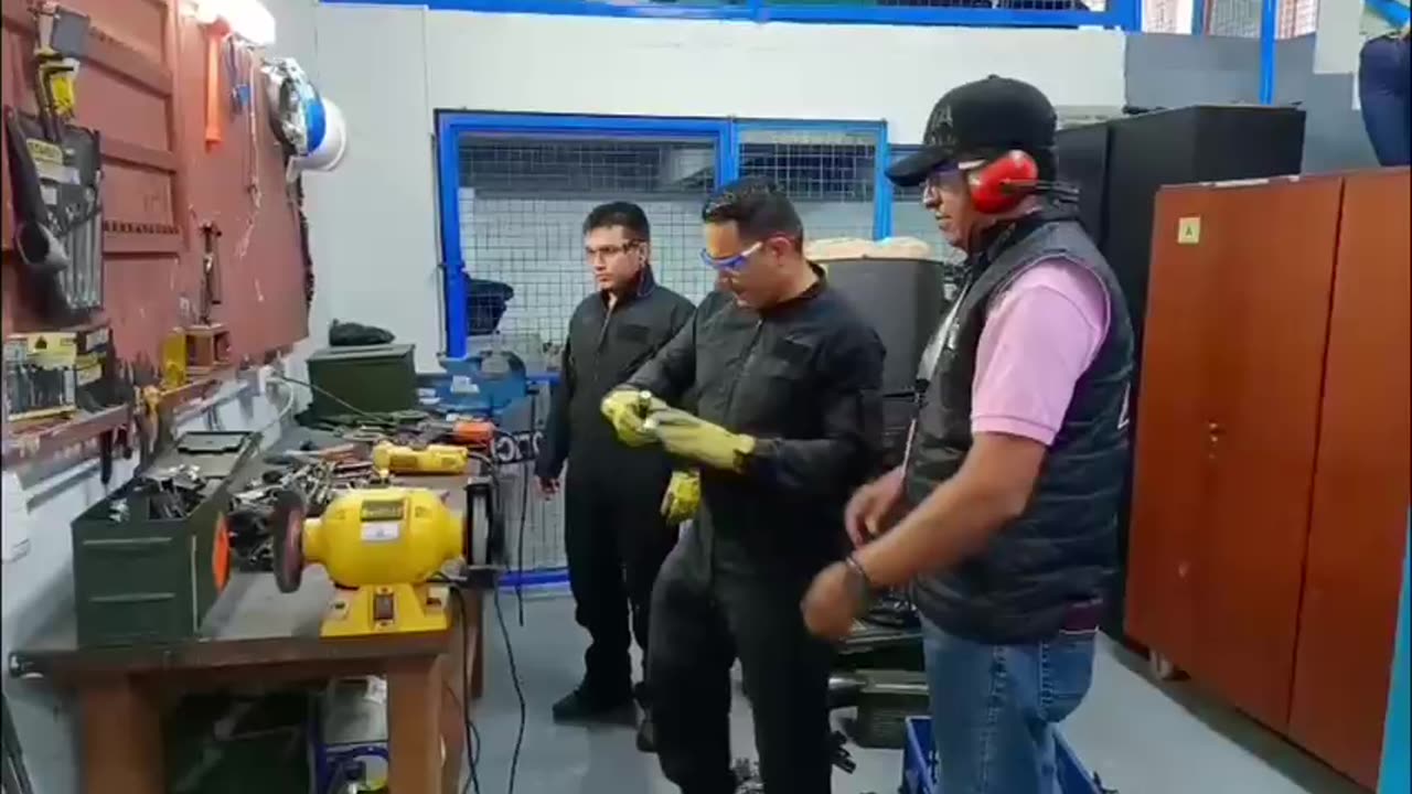 Destrucción de armas en Santander
