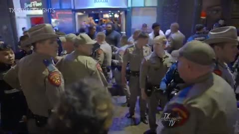Wild Video: Marines get into brawl on 6th Street Austin TX 2023 fight