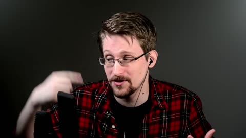 Family Friendly Joe Rogan Experience #1368 - Edward Snowden