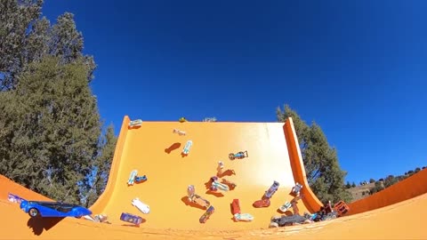 Over 100 Hot Wheels Cars Running all at the same time on Hot Wheels Hill