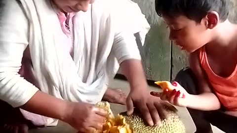 Who likes to eat jackfruit on this day?