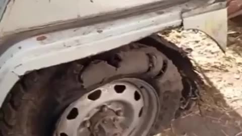 💀🚛 Ukraine Russia War | Russian Soldier’s Post-Battle Damage Assessment on Destroyed Truck | RCF