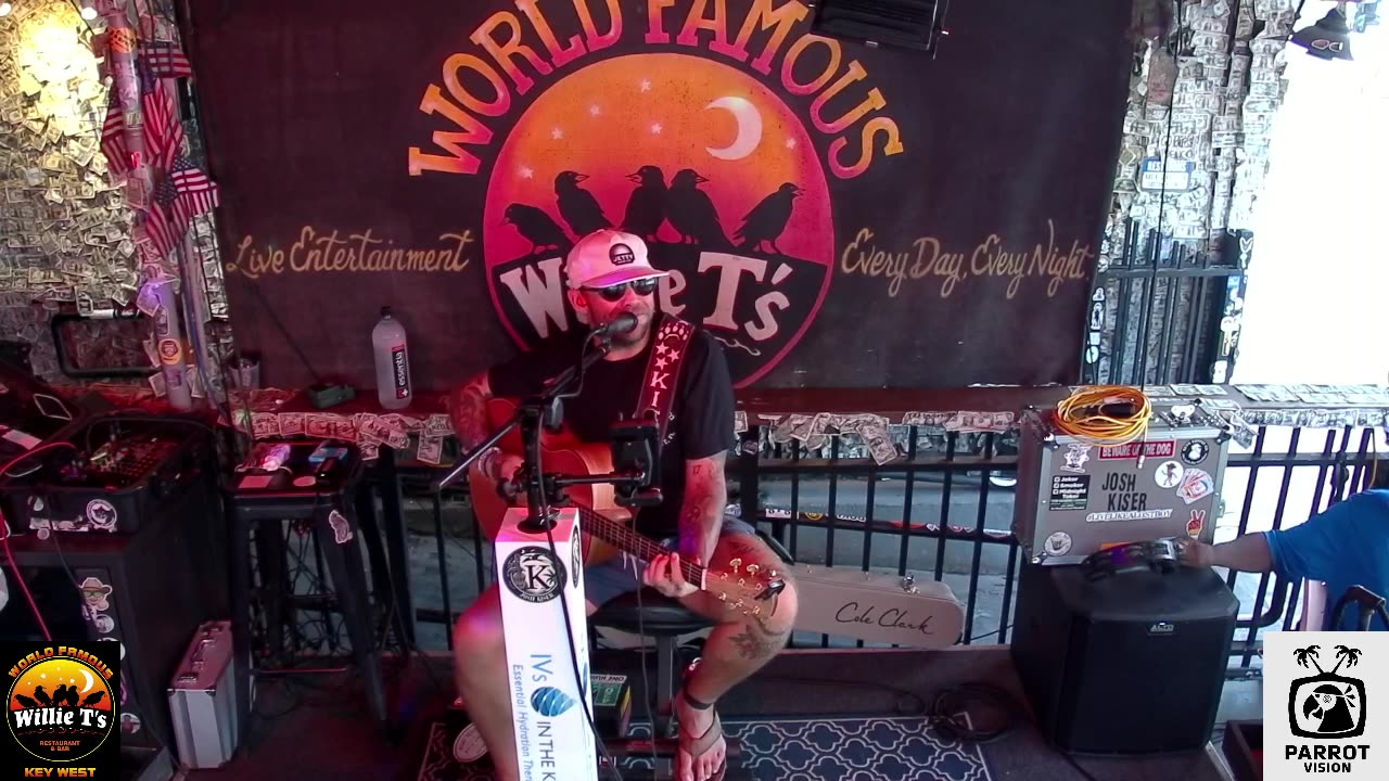 LIVE Music Everyday!