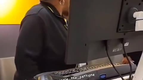 Spirit Airlines agents scream at each other over STD's