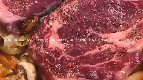 KETO STYLE RIB EYE RECIPE WITH RED PEPPERS, ONIONS, AND MUSHROOM ｜Lose Weight Fast