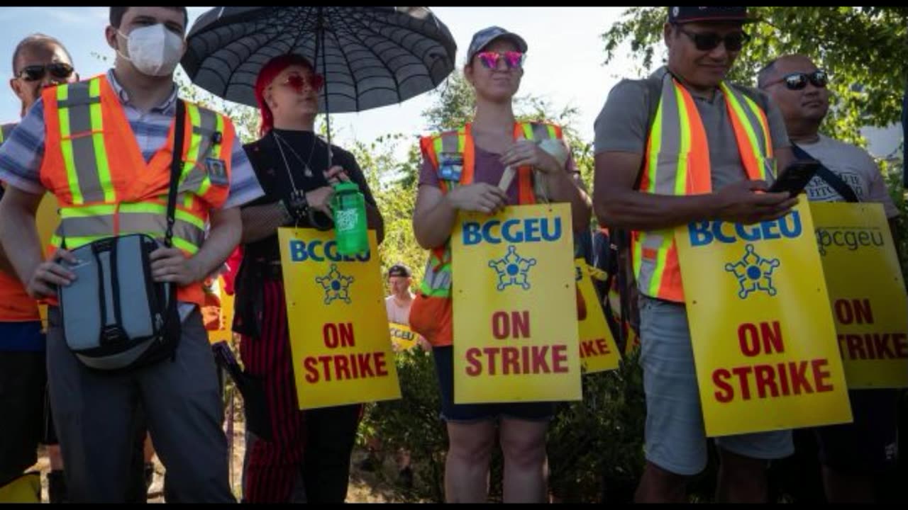 B.C. public sector workers approve strike, unions give 72-hour notice