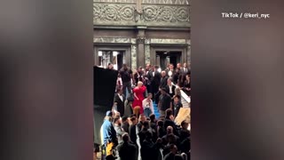 Eyewitness videos show filming of 'The Devil Wears Prada 2' in NYC