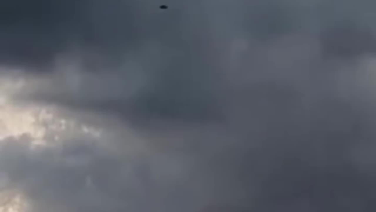 👽🛸 Unbelievable UFO Sighting Caught on Camera! | TheTruthAbove
