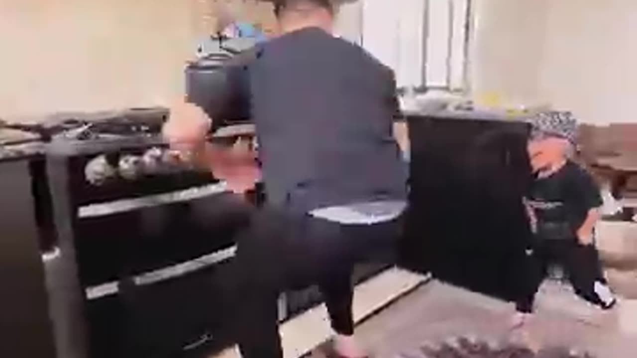 Funny prank 😂🤣😆 #tiktok #funny #prankvideo #scareprank #prank #foryou