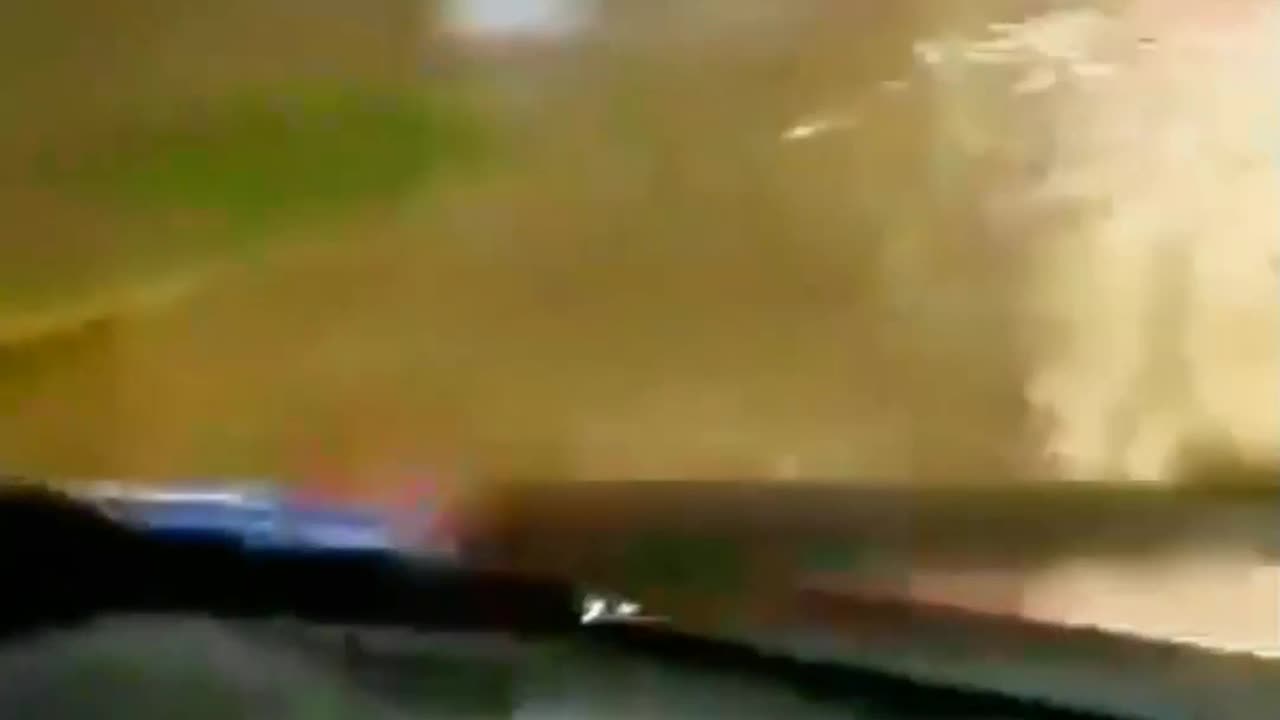 HURIKÁN ERICK ZASÁHL POBŘEŽÍ MEXIKA 19.6.2025