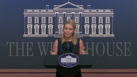 Press Secretary Karoline Leavitt Briefs Members of the New Media, Apr. 30, 2025