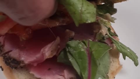 Rare Ahi Tuna Sandwich ( lunch :D )