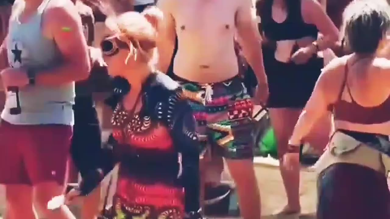 🟪Aivi - Dantza...💃🔥
