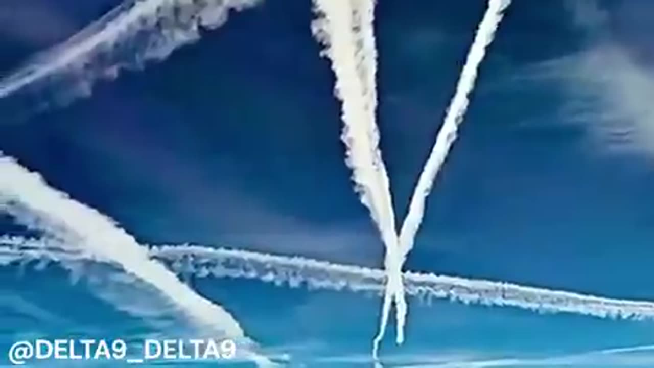 Si vous pensez toujours que ce ne sont que des traînées de condensation....???!!!🛑✈️☁️🌫️