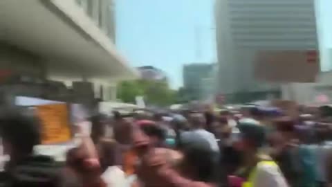 DAY 6 Live: Anti-ICE protests in downtown Los Angeles