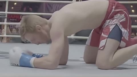 ROY JONES JR'S protégé Chris Young gets a TKO victory in his debut