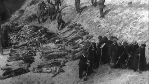 FORMER NAZI PARTY M... - FORMER NAZI PARTY MEMBERS DIG NEW GRAVES, OKLIGS (), GERMANY - 111-adc-4125