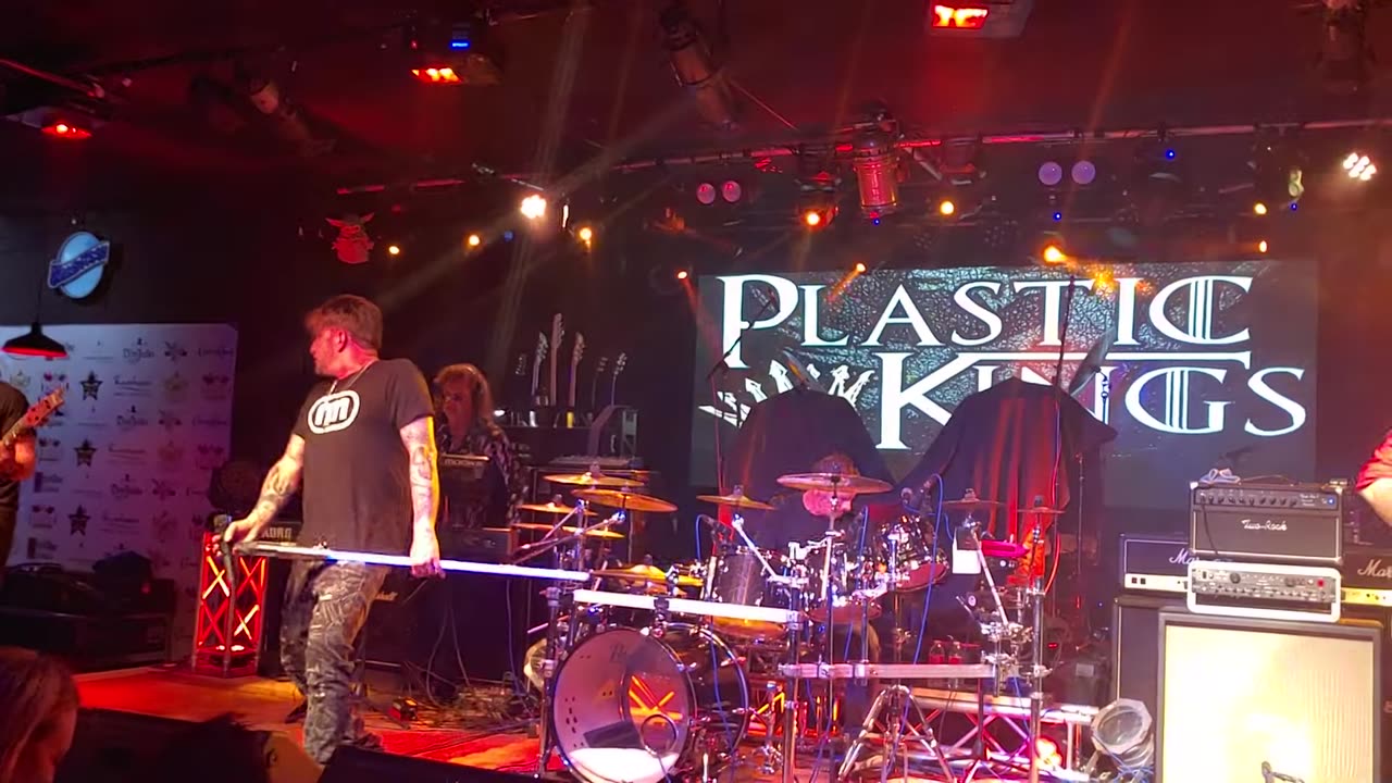 Plastic kings