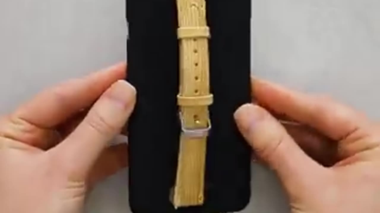 23 COOL PHONE HACKS AND CRAFTS