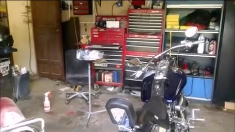 PICKING UP CUSTOM HARLEY CHOPPER PAINT WORK ASSEMBLY