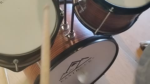 Playing the tiny kit