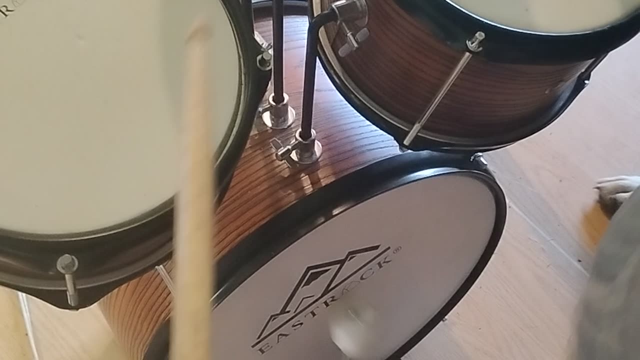 Playing the tiny kit