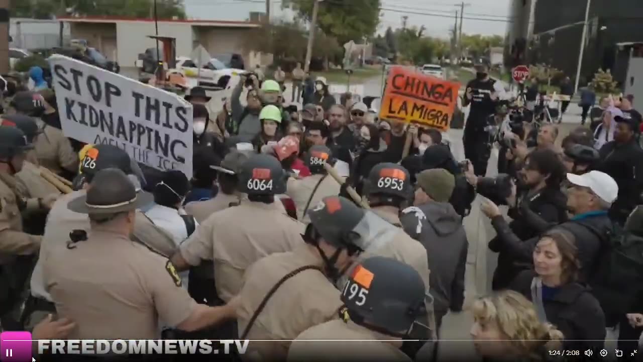 🚨 BREAKING: Cảnh sát ở Illinois vừa BẮT GIỮ những kẻ bạo loạn cánh tả chống ICE.