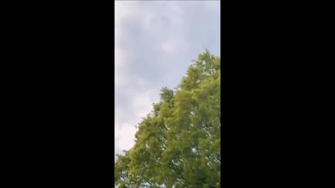 Lueur anormale dans le ciel, Italie, 2025