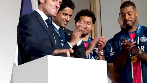 Macron pret në Elysse skuadrën e PSG