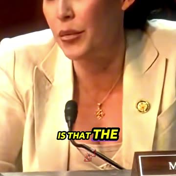 Joe Rogan Reacts to Woke Liberals Getting DESTROYED By a Conservative Woman