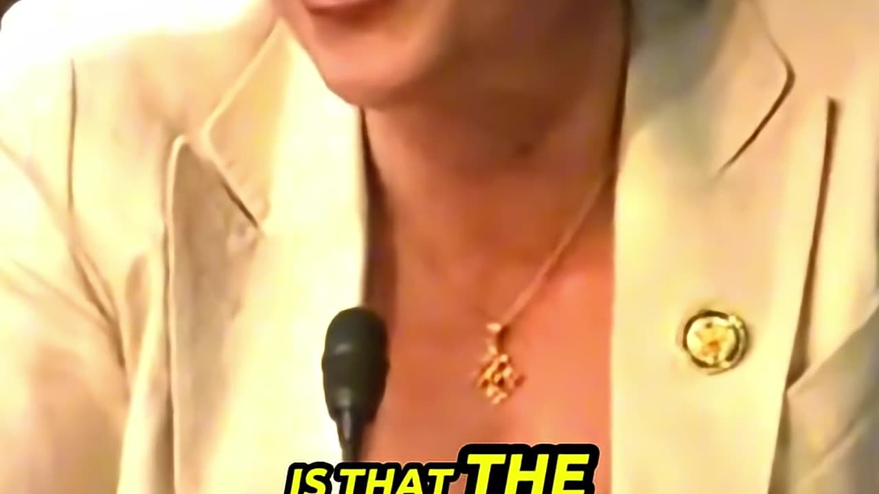 Joe Rogan Reacts to Woke Liberals Getting DESTROYED By a Conservative Woman