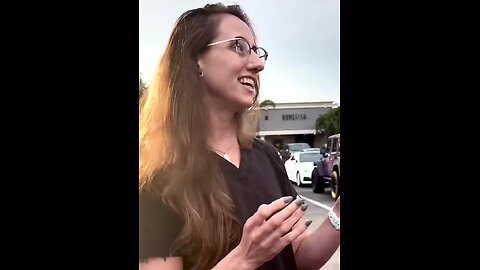 Liberal Woman Attacks Man After Arguing About Trump, Health Care Policies, Meme Coin