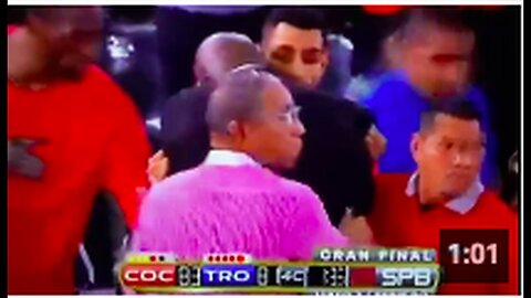 "Grand Final Game Shock: Venezuelan Basketball Coach Collapses 💉👀"