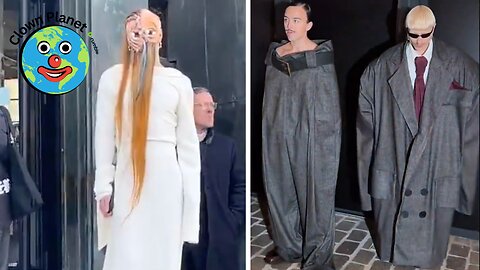 Welcome to the CLOWN SHOW!